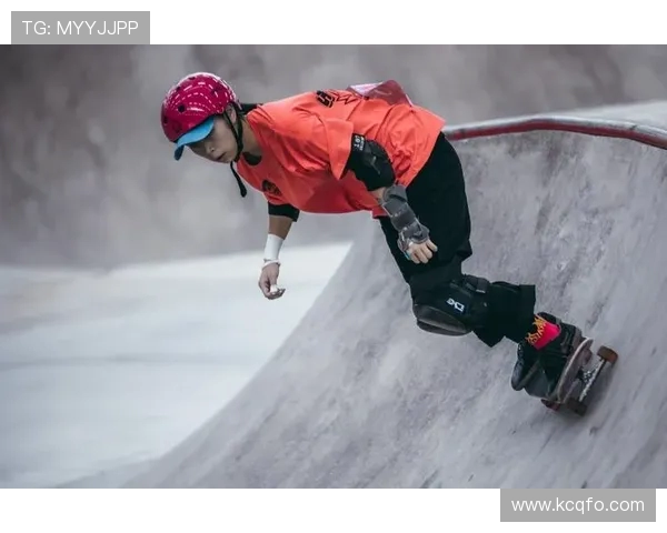 黄军谈滑板人生：从初学者到专业选手的心路历程与成长故事