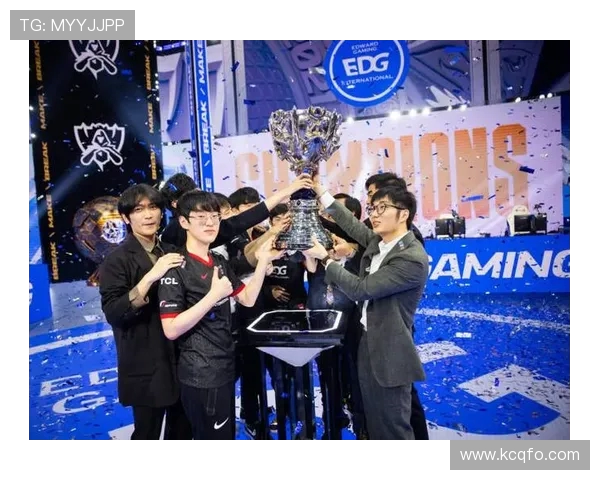 EDG在CSGO赛场上的灵活性引发热烈讨论与争议